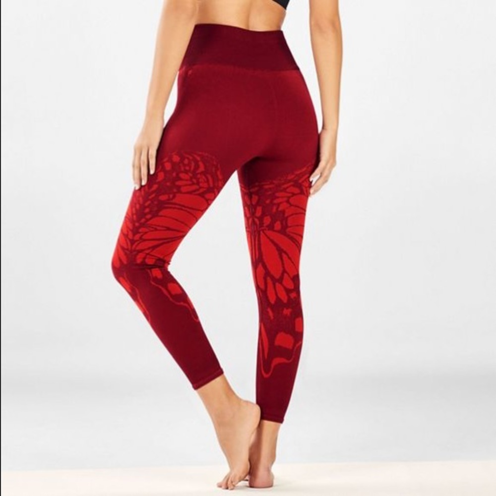 Fabletics Seamless Red Butterfly 7/8 Leggings Sz S